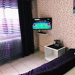 Altan Appartement *