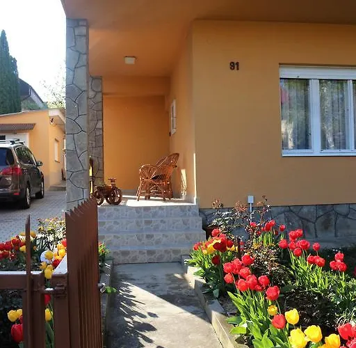 Апартаменты Altan